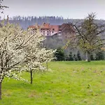 Maison Privilege Nature A Pierre Дом отдыха *