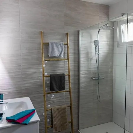 Holiday home Maison Privilege Nature A Pierre